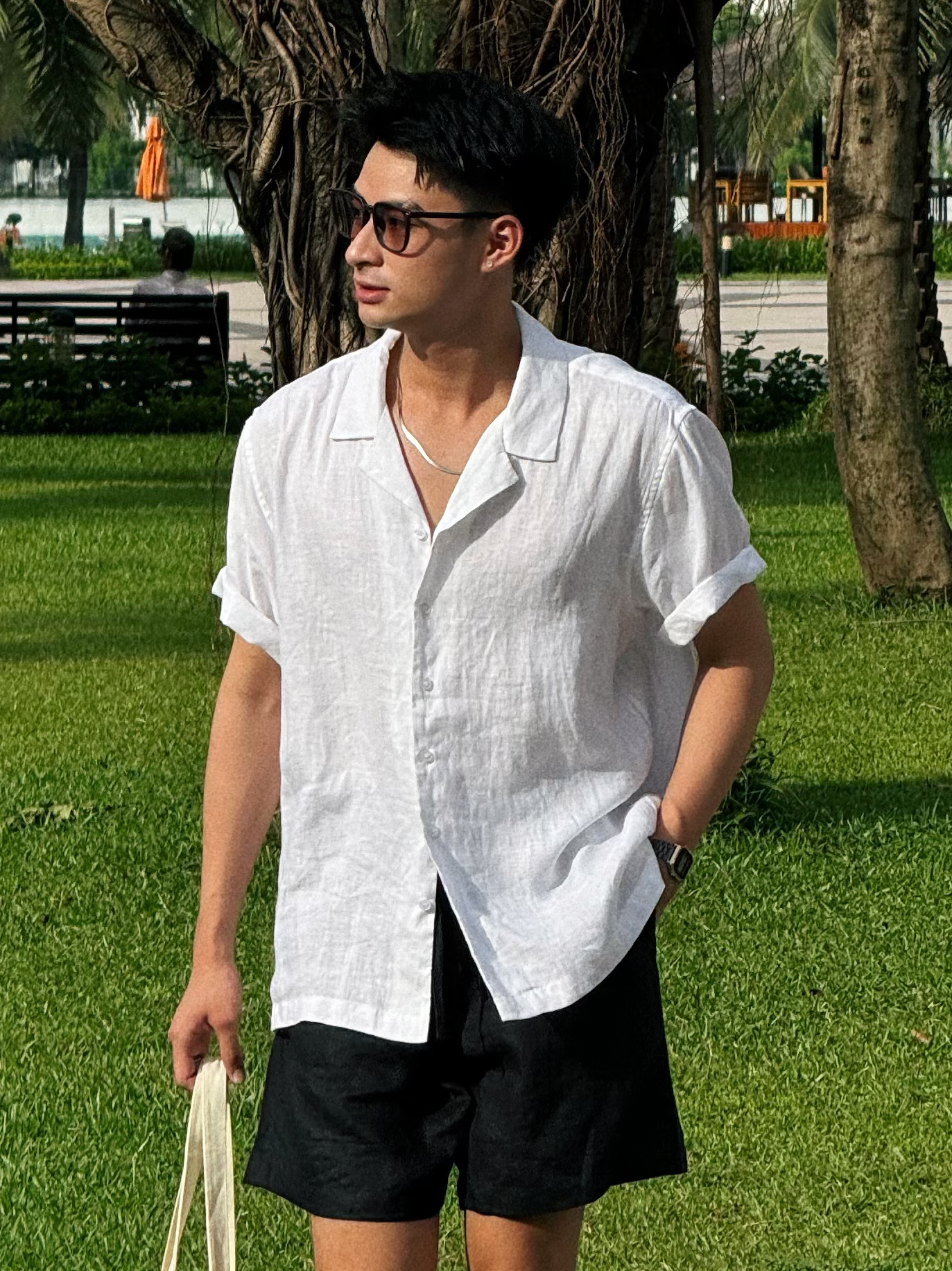 Áo linen cao cấp tay ngắn nam màu trắng cổ cuban vạt ngang