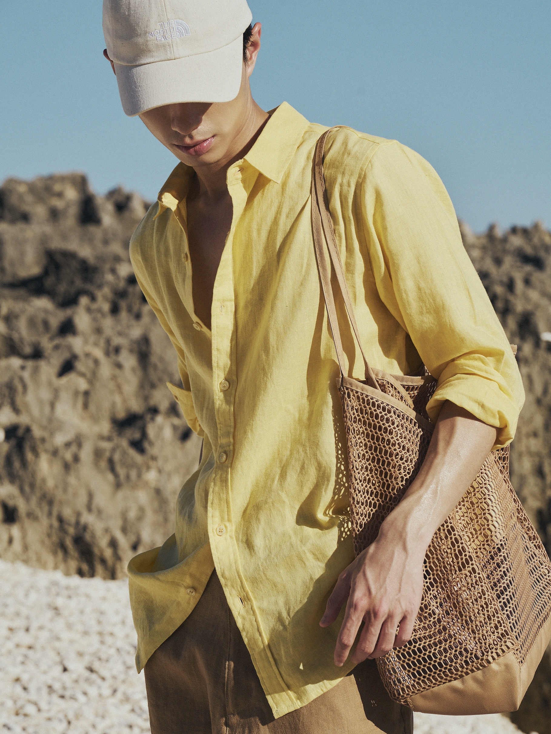 Áo sơ mi nam tay dài linen cao cấp màu vàng bơ | Linen premium mềm mát – Form relaxed – DODEP
